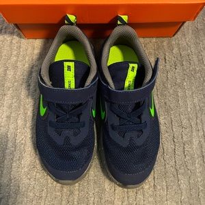 Nike Downshifter Toddler size 9 sneakers